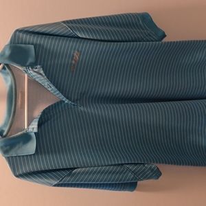 Columbia men's golf/fishing short sleeve blue and white stripe polo shirt